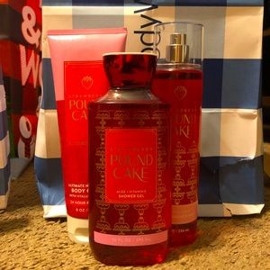 Bath & Body Works Strawberry Poundcake set. Spray, shower gel, and body cream.